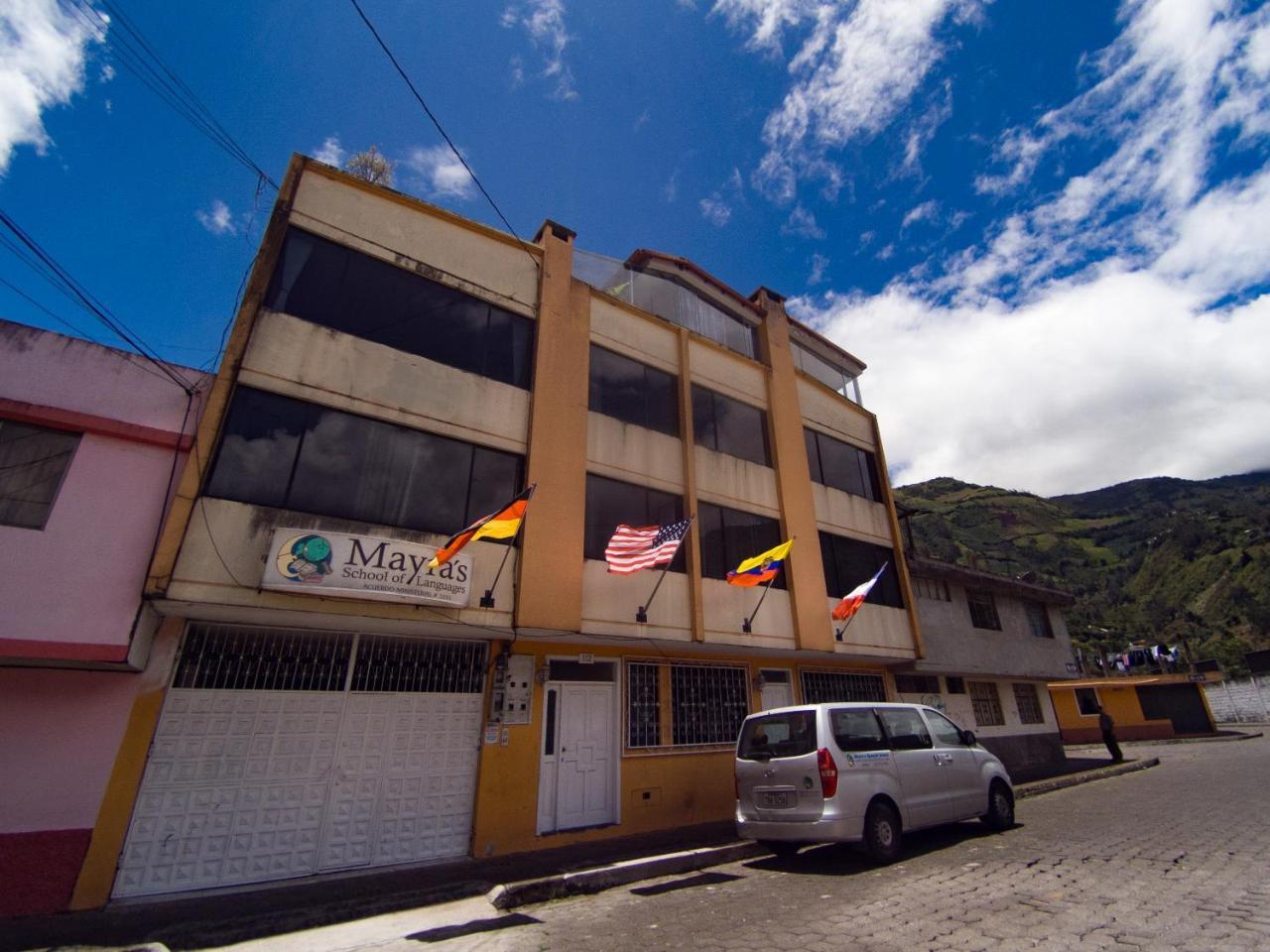 Mayra'S Apartments And Spanish School Баньйос Екстер'єр фото